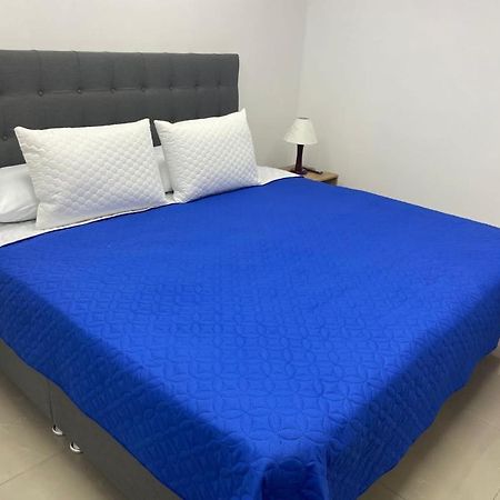 Aparta Hotel Montealegre ボゴタ エクステリア 写真